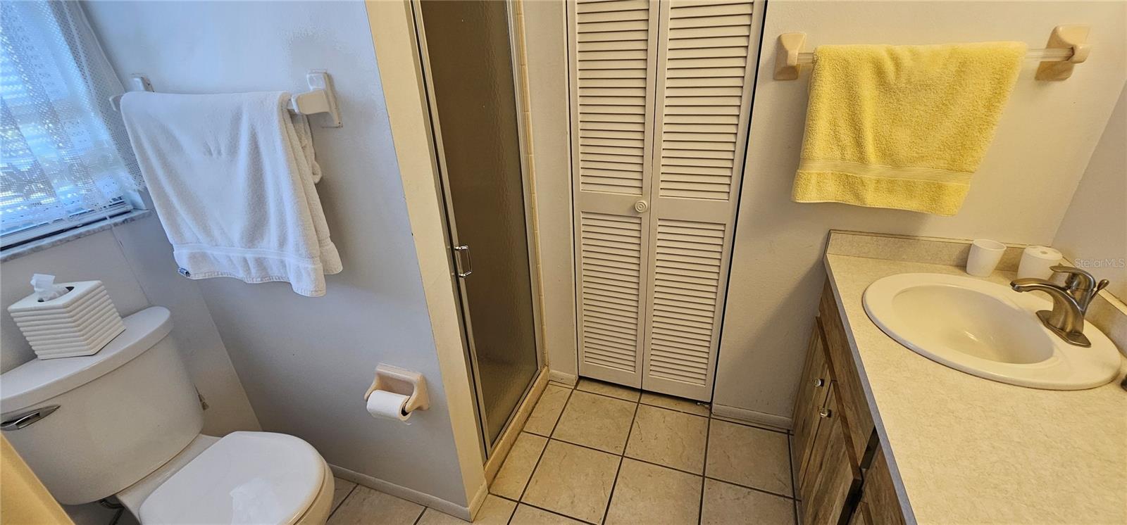 Image 23 of 38 For 64 Circlewood Drive A2-3