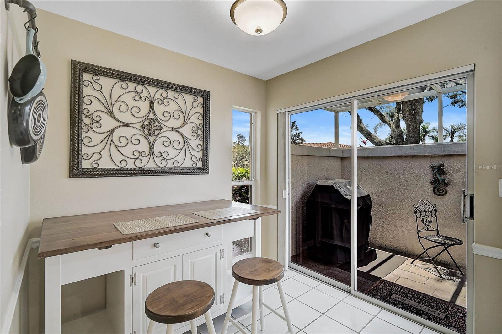 Image 12 of 49 For 7341 Golf Pointe Circle