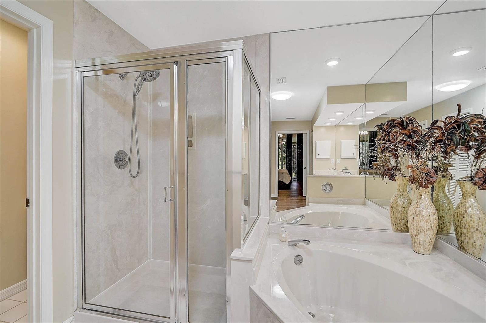 Image 22 of 49 For 7341 Golf Pointe Circle