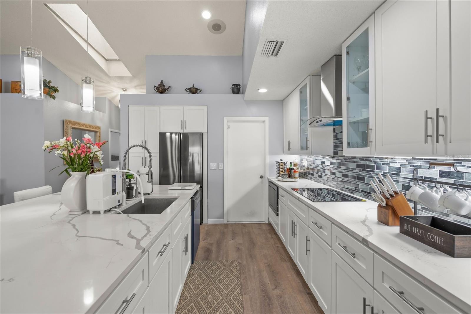 Image 12 of 39 For 4514 Cactus Avenue