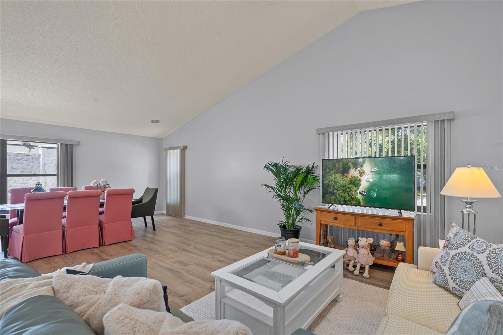 Image 16 of 39 For 4514 Cactus Avenue