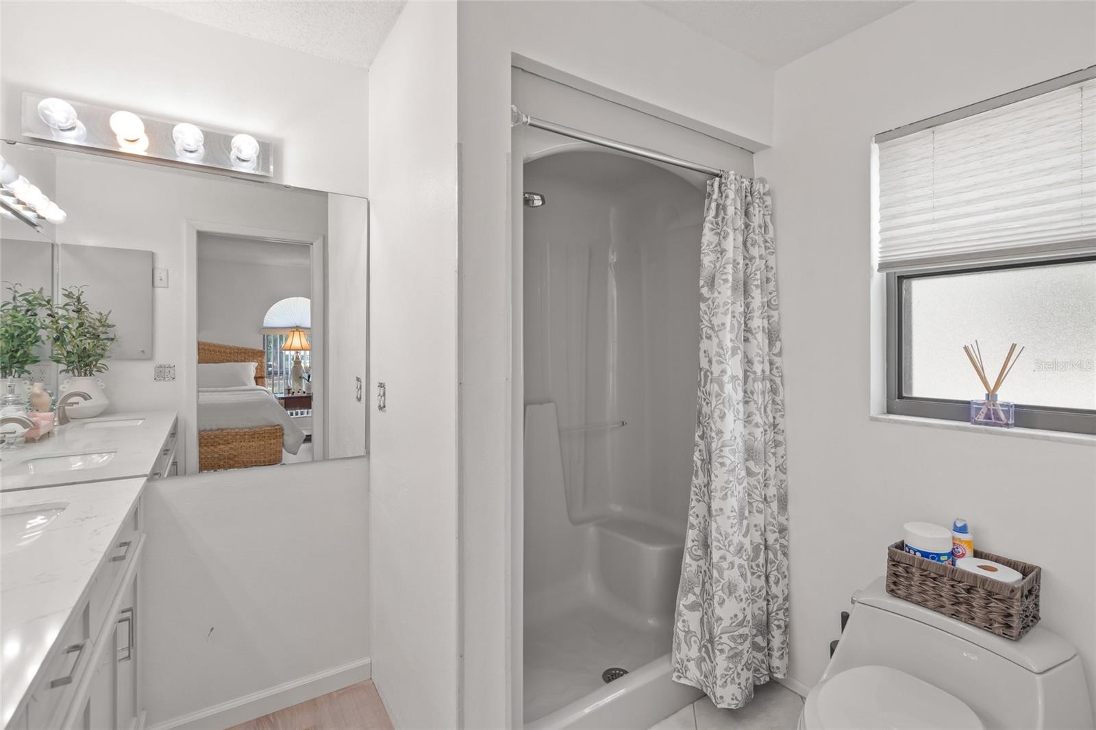 Image 26 of 39 For 4514 Cactus Avenue