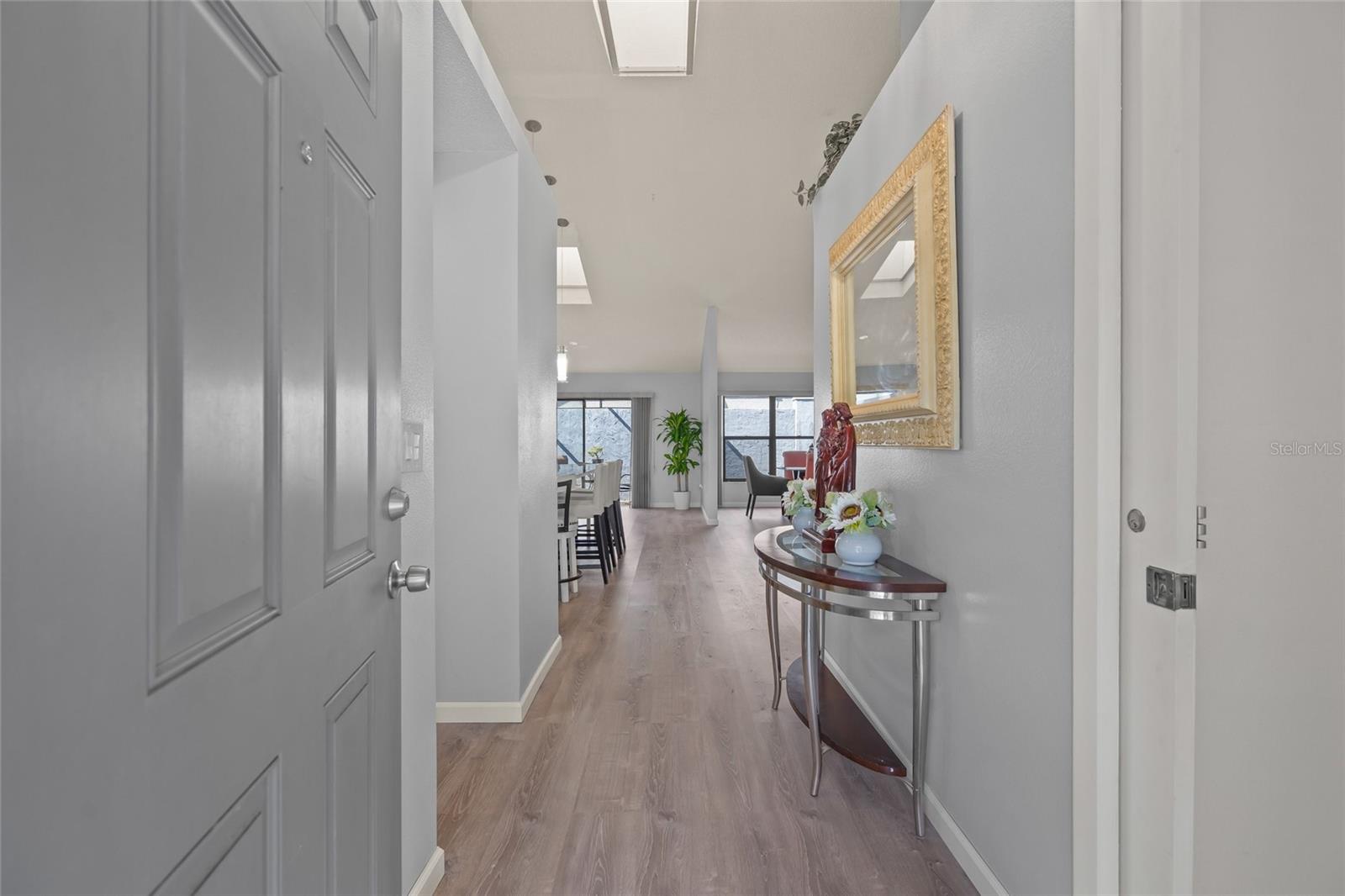 Image 5 of 39 For 4514 Cactus Avenue