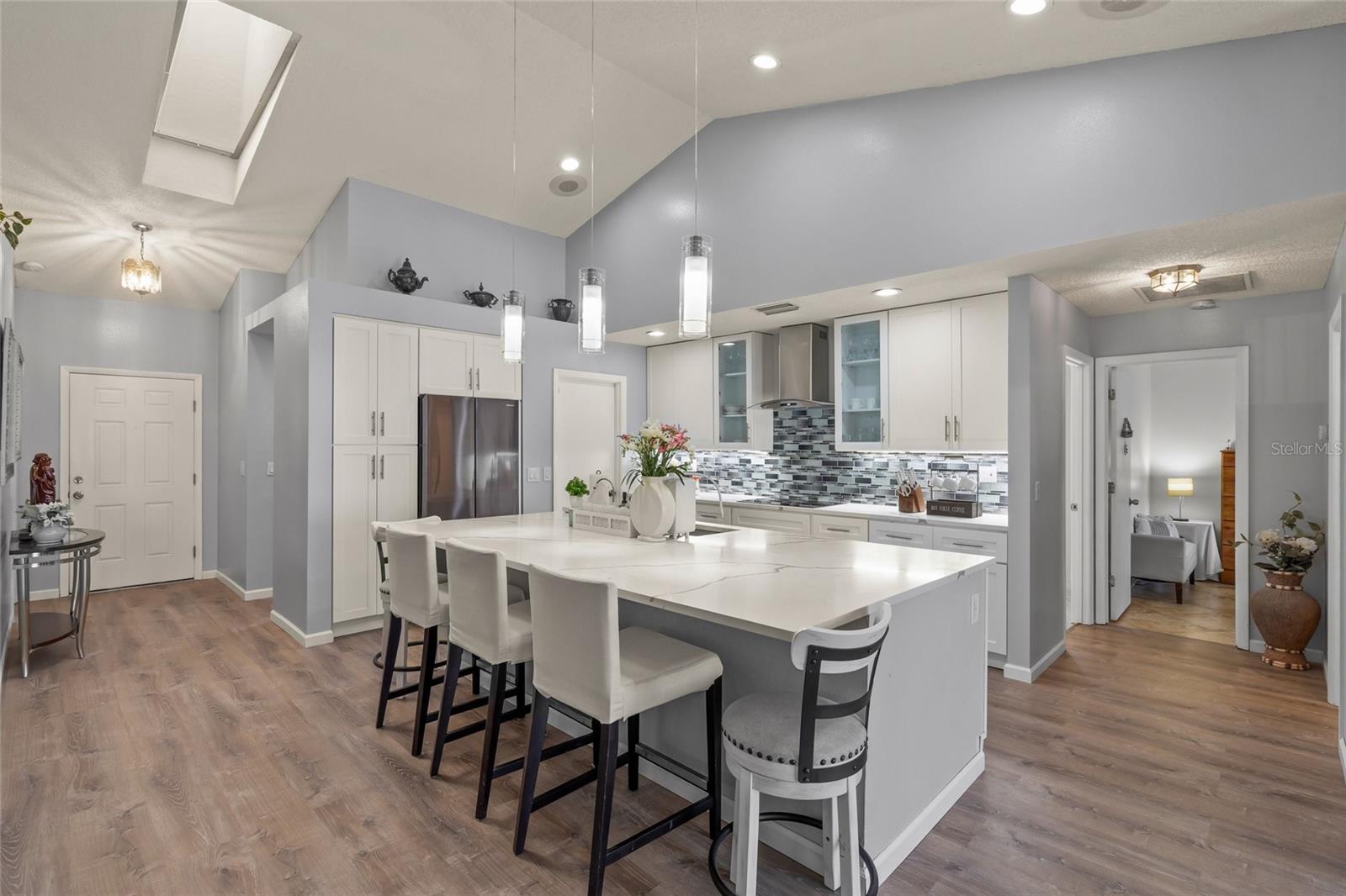 Image 8 of 39 For 4514 Cactus Avenue