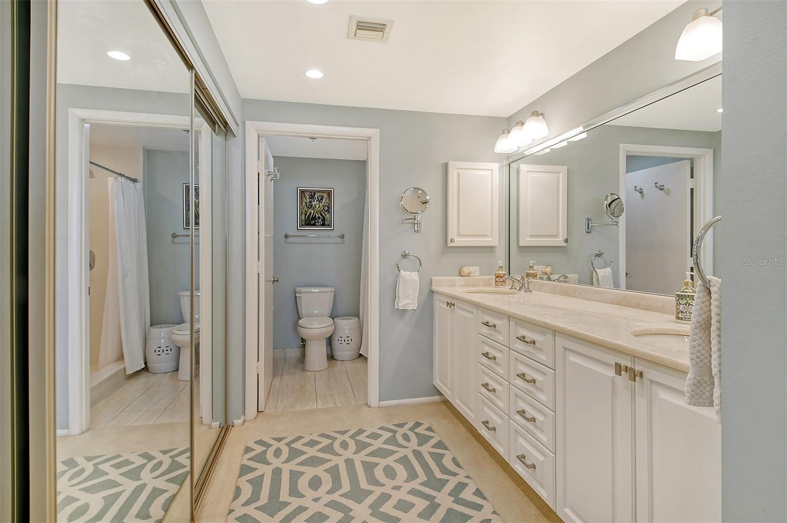 Image 18 of 34 For 1932 Harbourside Drive 217