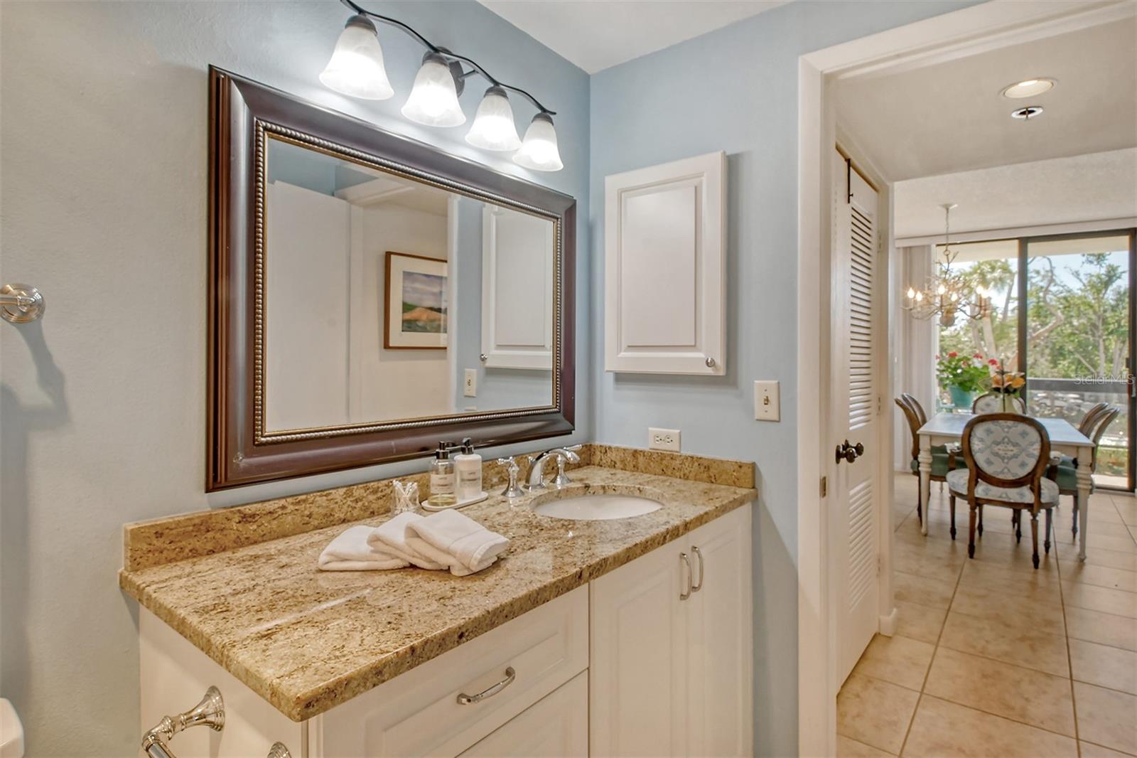 Image 22 of 34 For 1932 Harbourside Drive 217