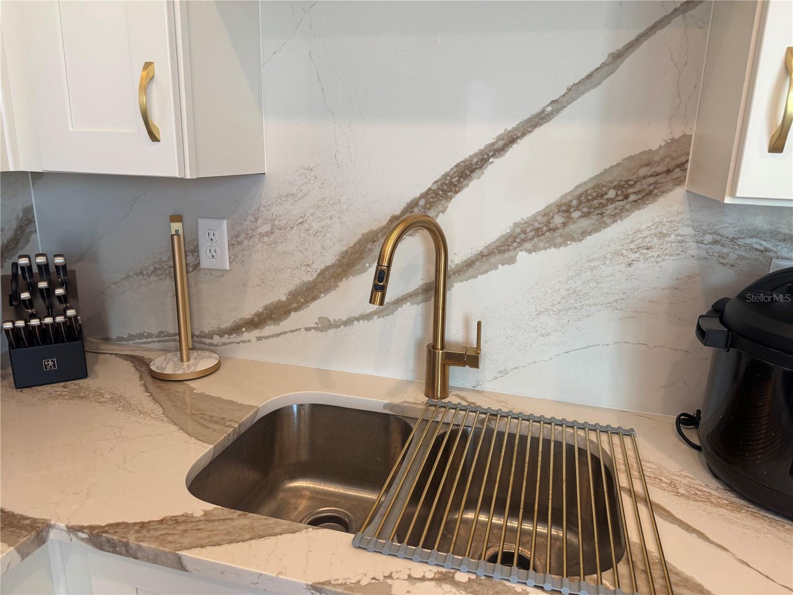 Image 21 of 41 For 798 Tetbury Loop