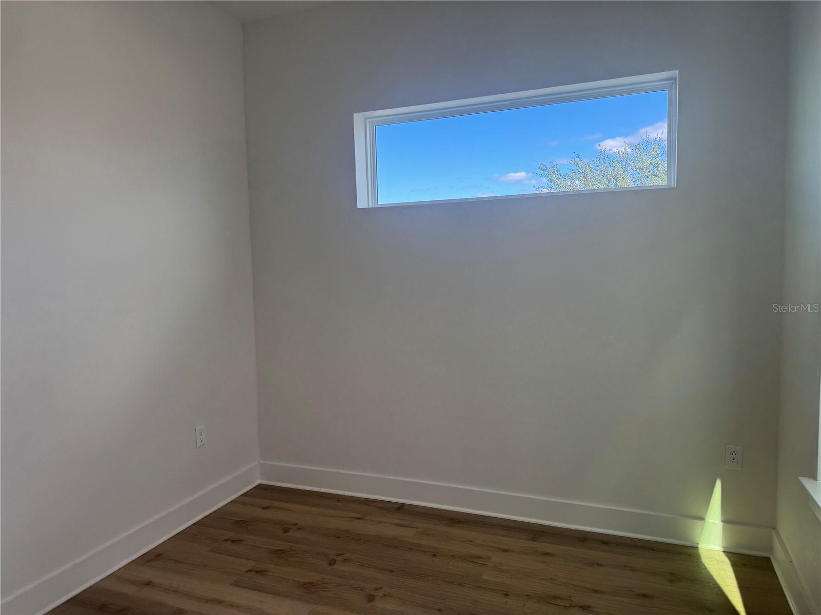 Image 28 of 41 For 798 Tetbury Loop