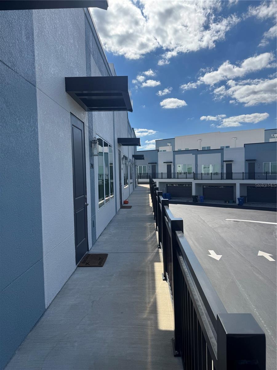 Image 4 of 41 For 798 Tetbury Loop