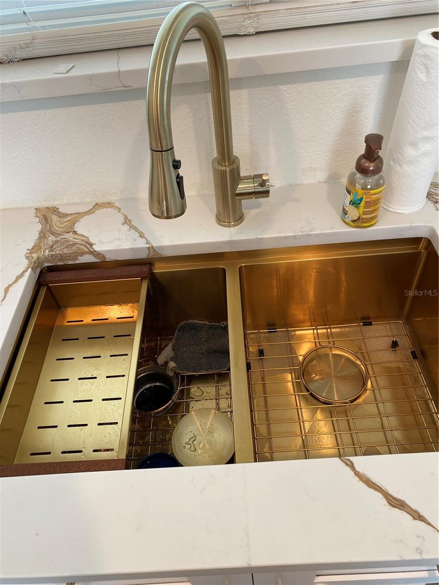 Image 7 of 38 For 7230 Shepherd Street