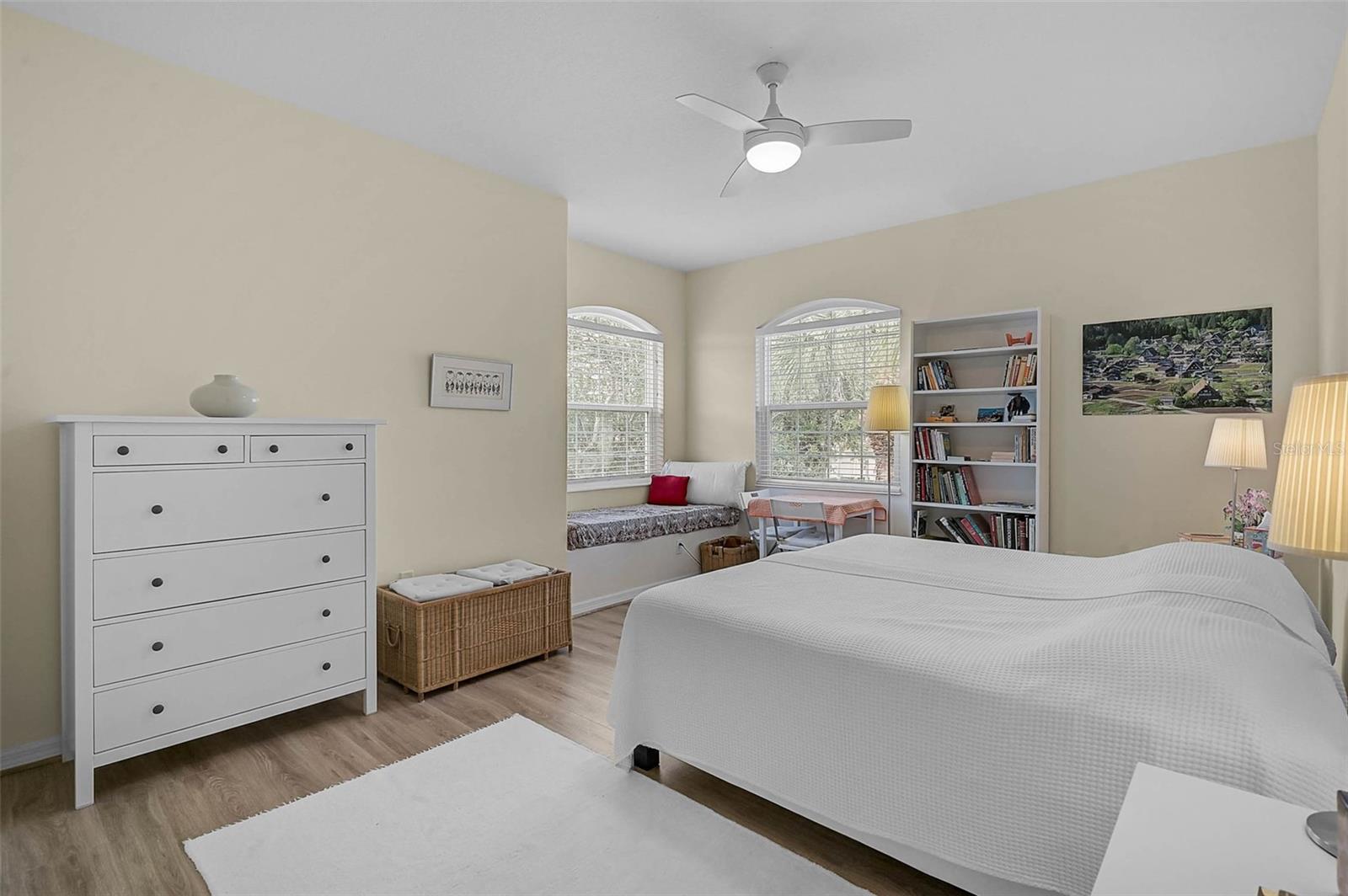 Image 18 of 45 For 7012 Prosperity Circle 706