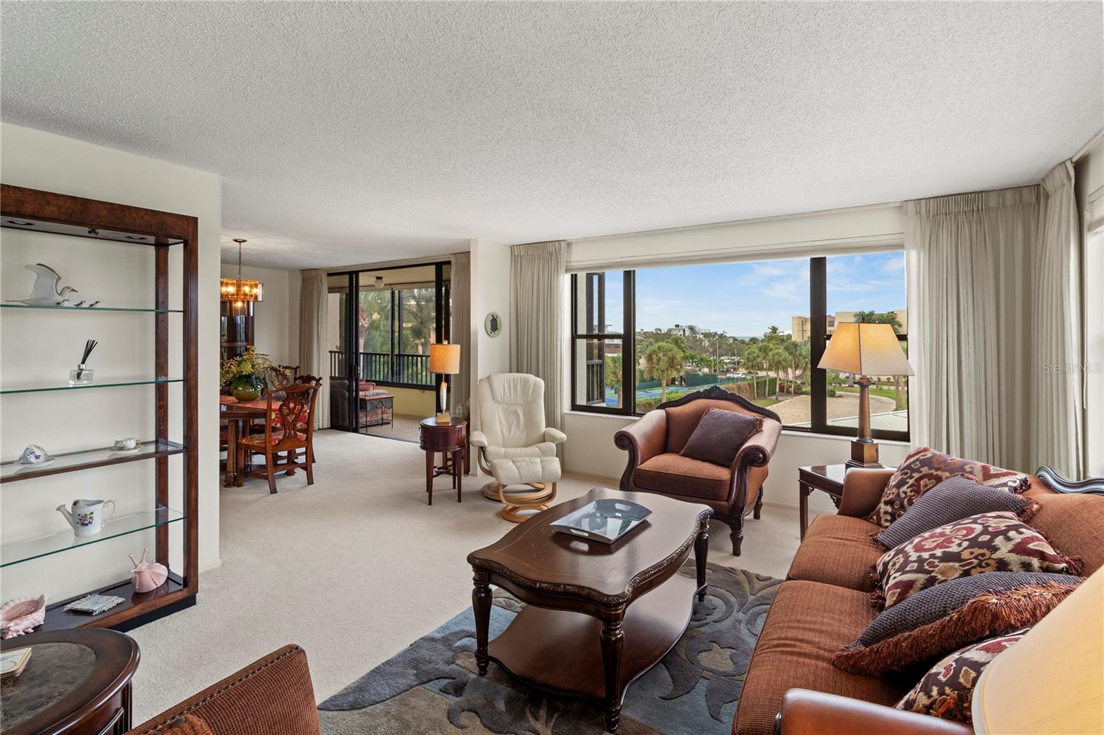 Image 19 of 63 For 8735 Midnight Pass Road 301b