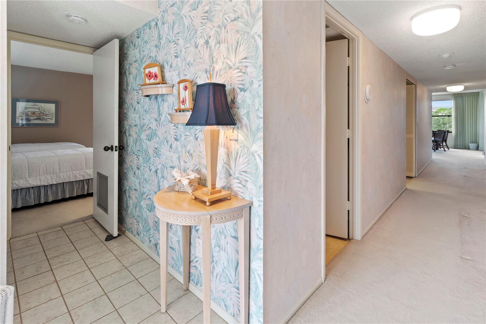 Image 6 of 63 For 8735 Midnight Pass Road 301b