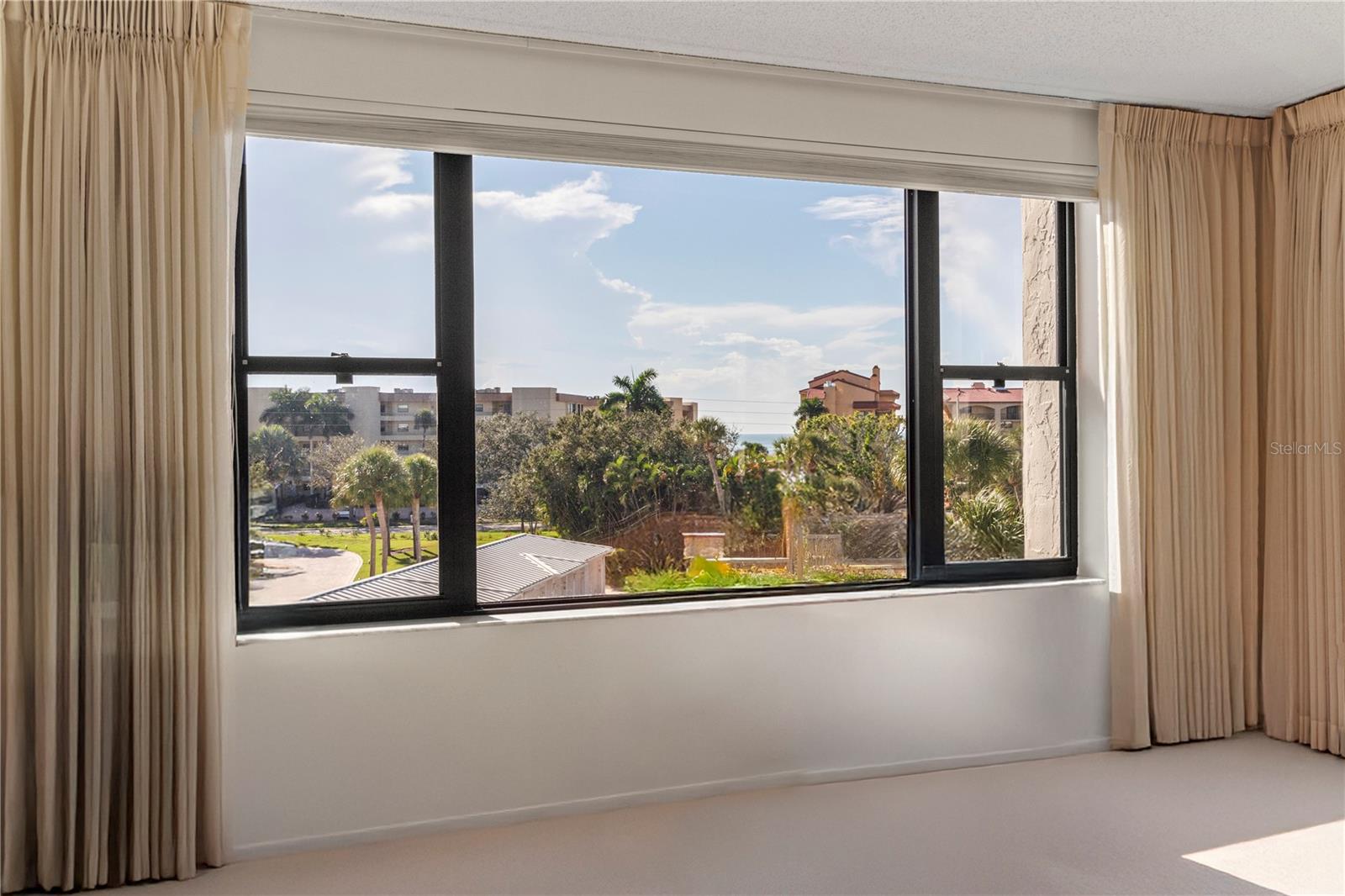 Image 63 of 63 For 8735 Midnight Pass Road 301b