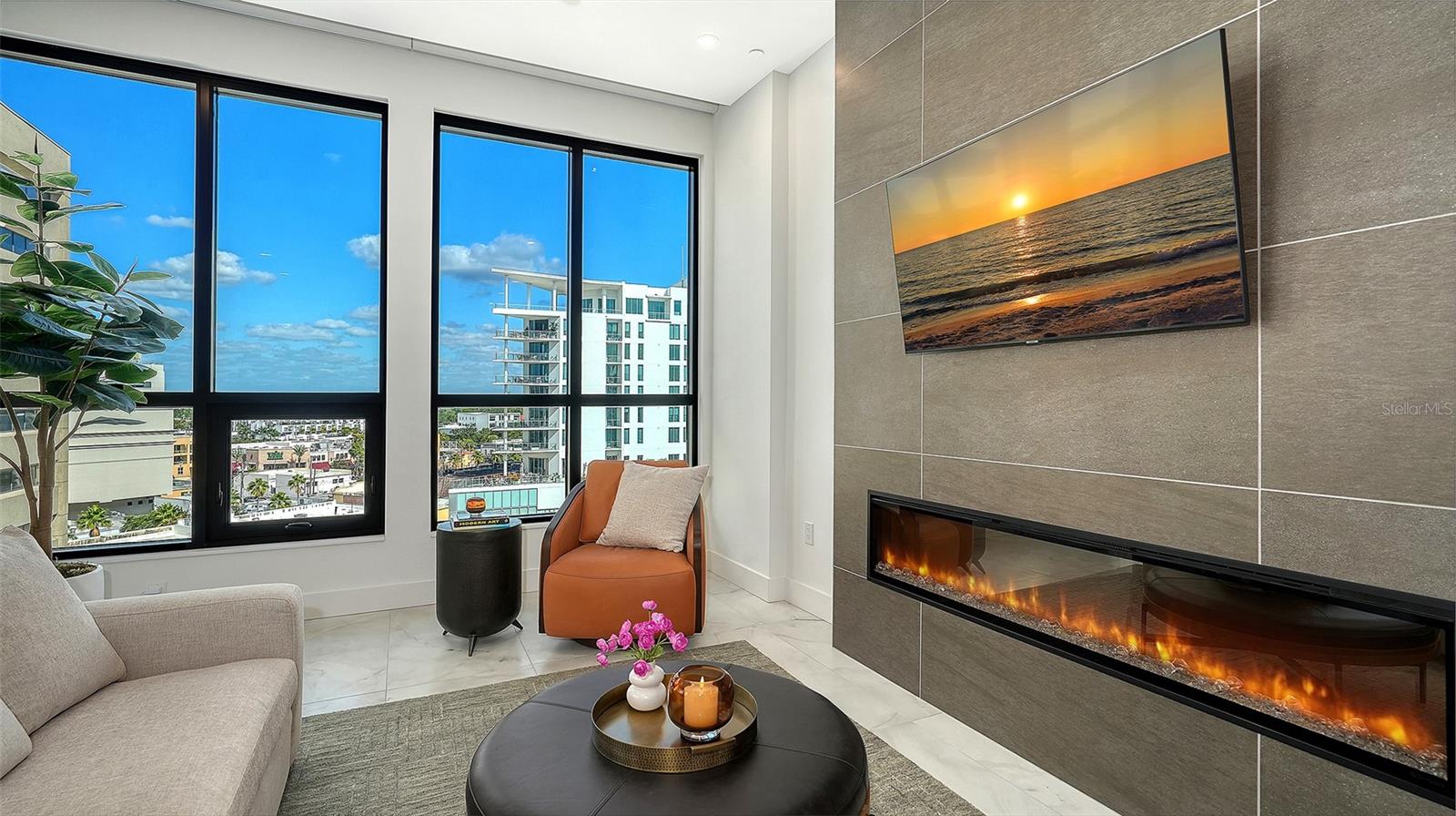 Image 7 of 53 For 33 Palm Avenue 803