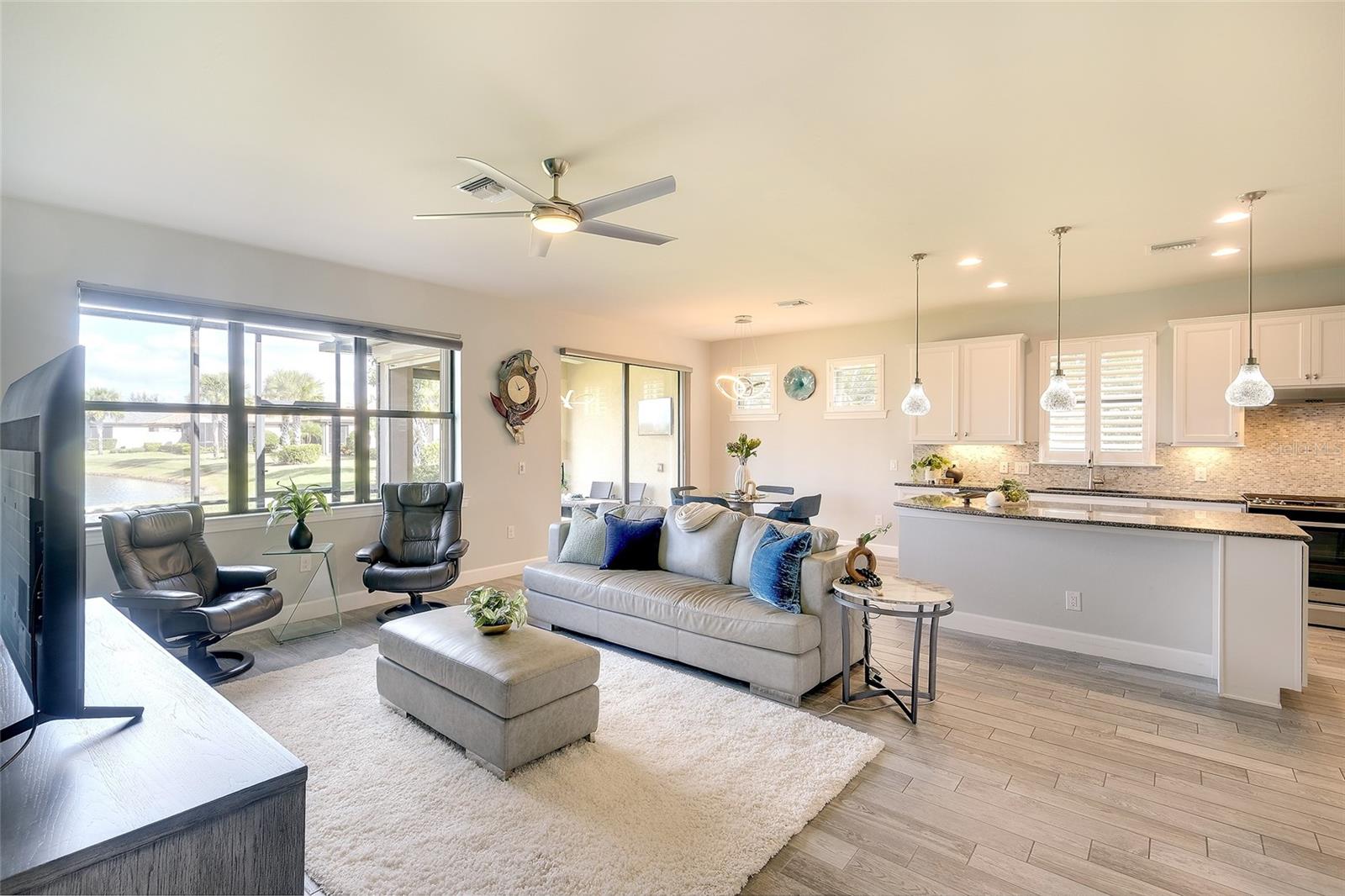 Image 19 of 51 For 16745 Ellsworth Avenue