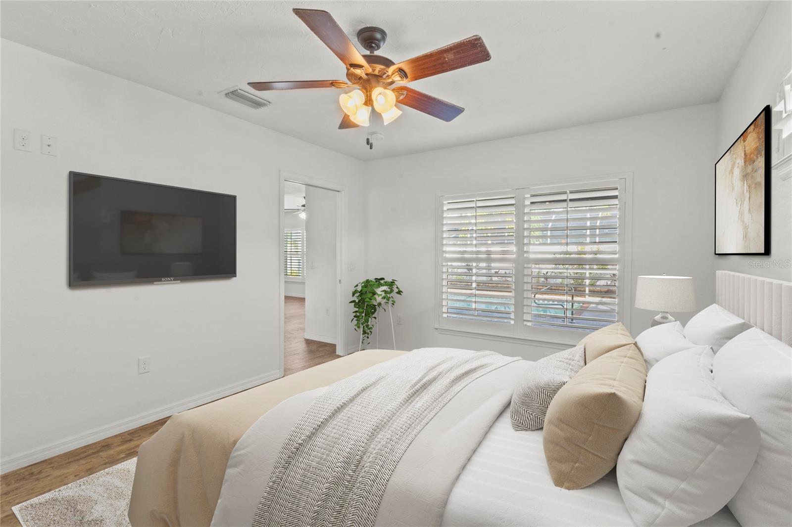 Image 14 of 31 For 6808 19th Avenue W