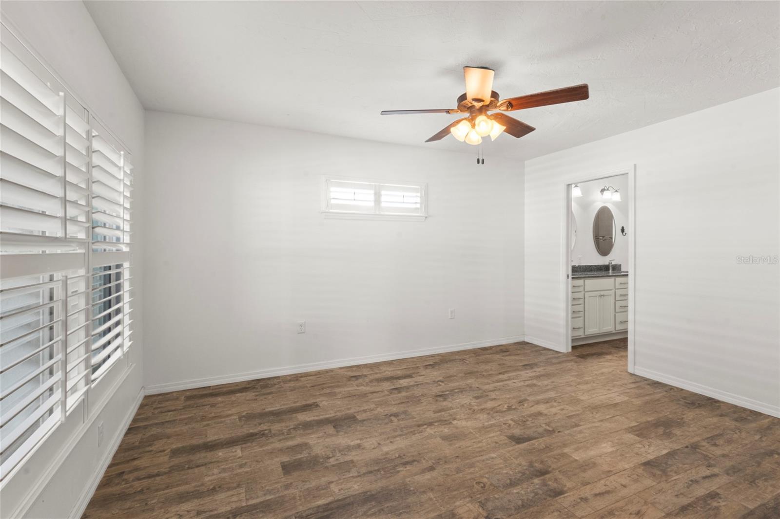 Image 16 of 31 For 6808 19th Avenue W