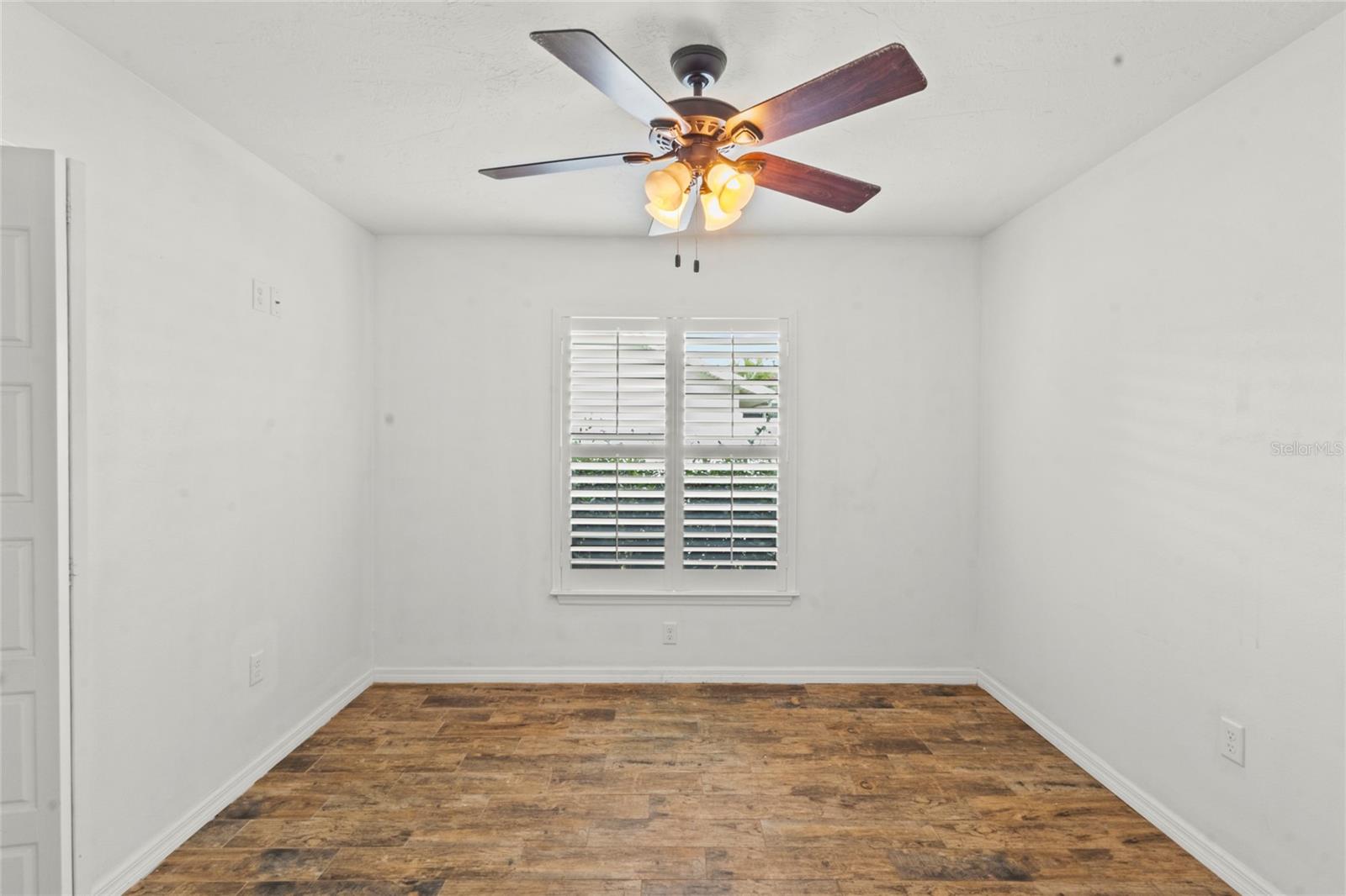 Image 18 of 31 For 6808 19th Avenue W