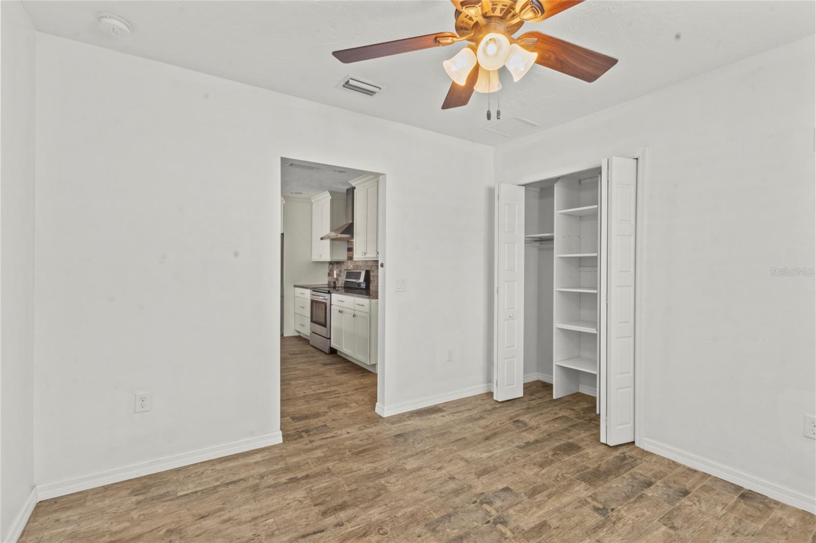 Image 20 of 31 For 6808 19th Avenue W