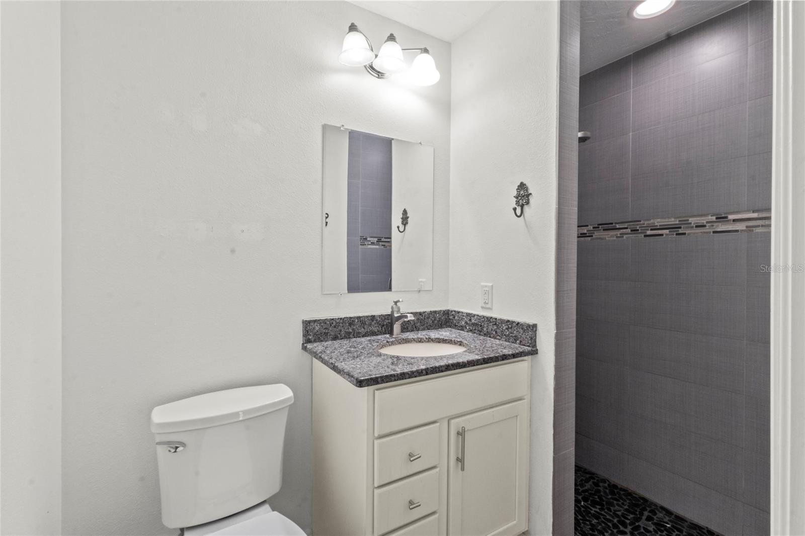 Image 22 of 31 For 6808 19th Avenue W