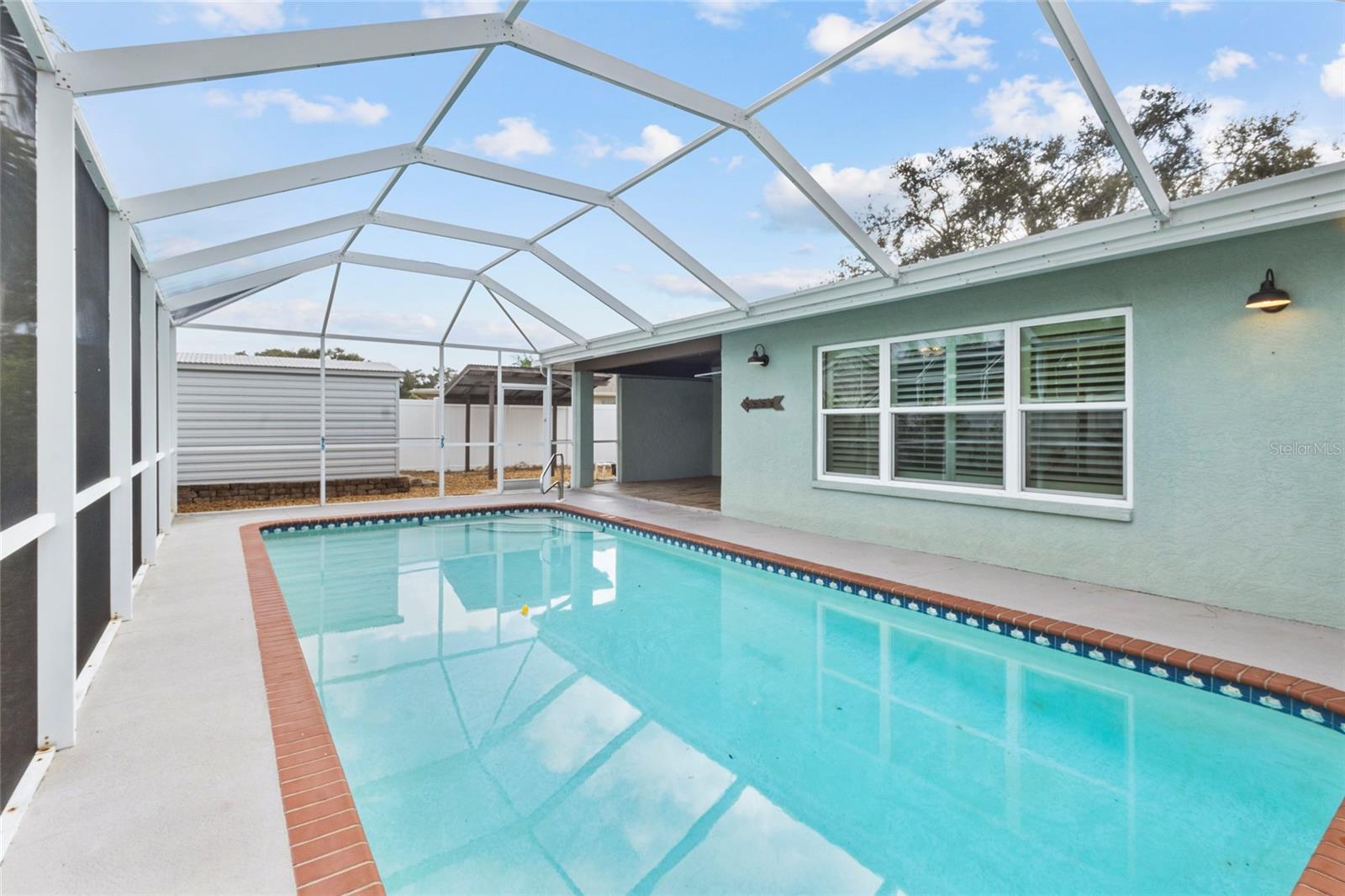 Image 26 of 31 For 6808 19th Avenue W