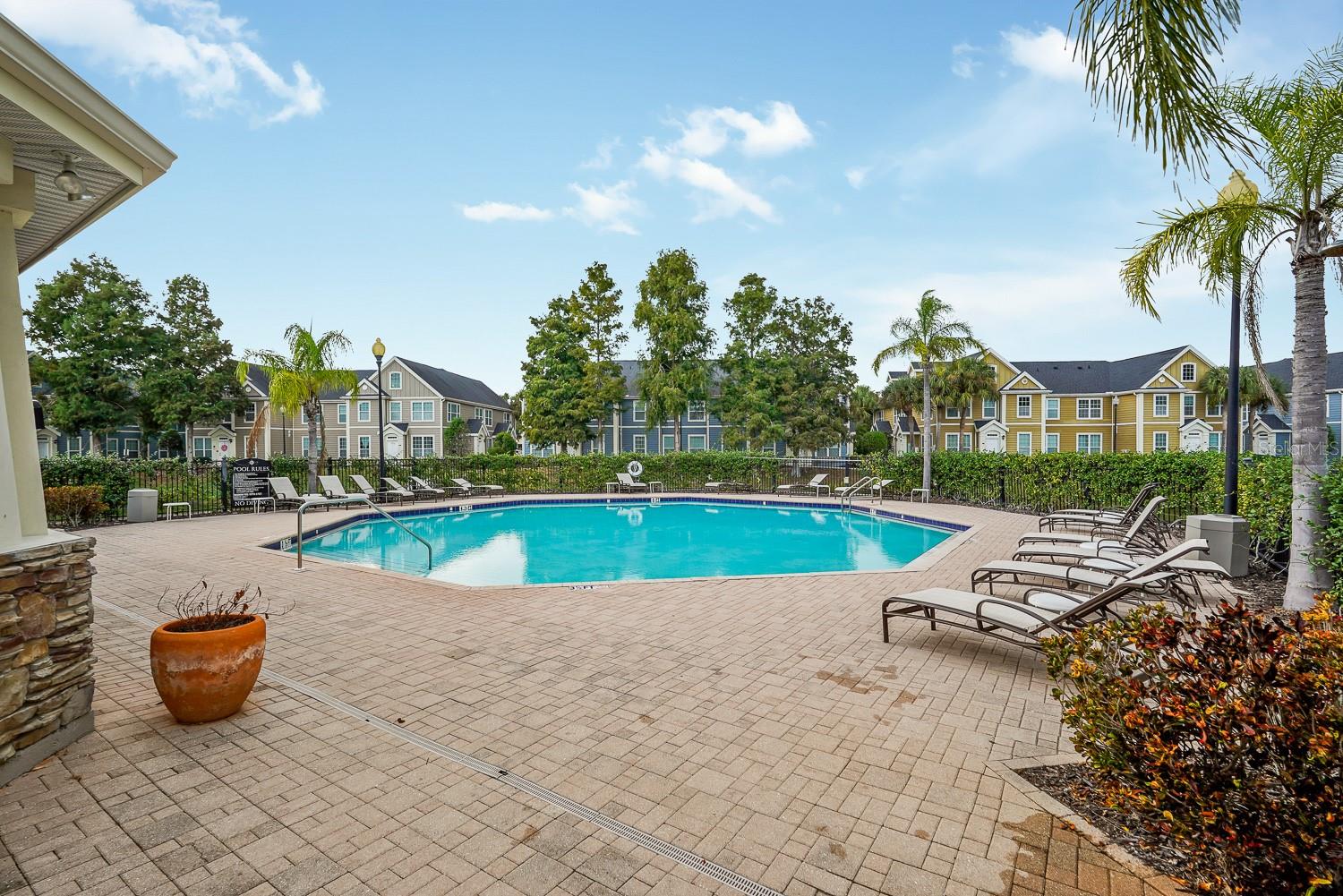 Image 29 of 41 For 5540 Rosehill Road 104