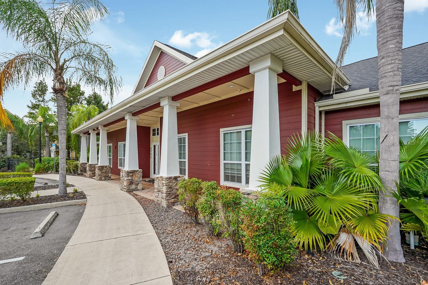 Image 33 of 41 For 5540 Rosehill Road 104