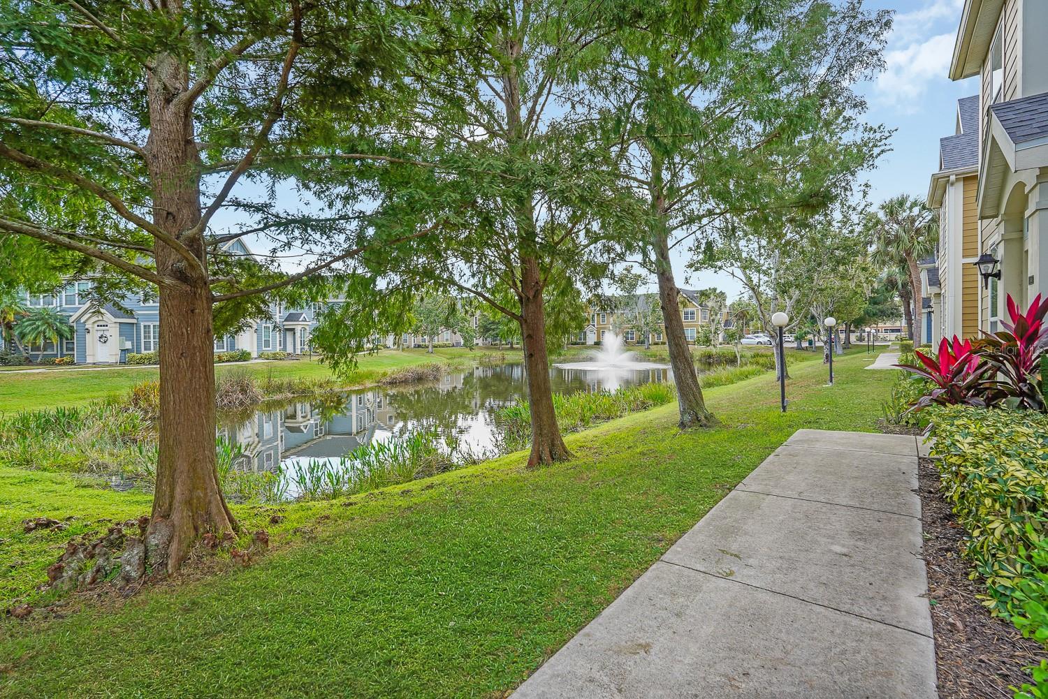 Image 36 of 41 For 5540 Rosehill Road 104