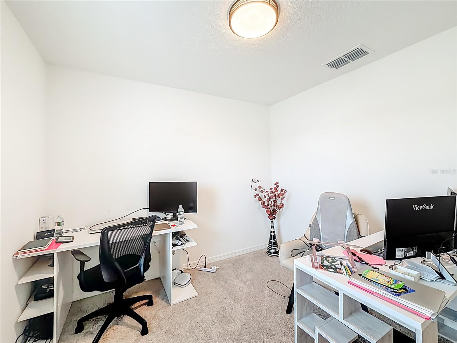 Image 24 of 52 For 522 Summer Grove Lane