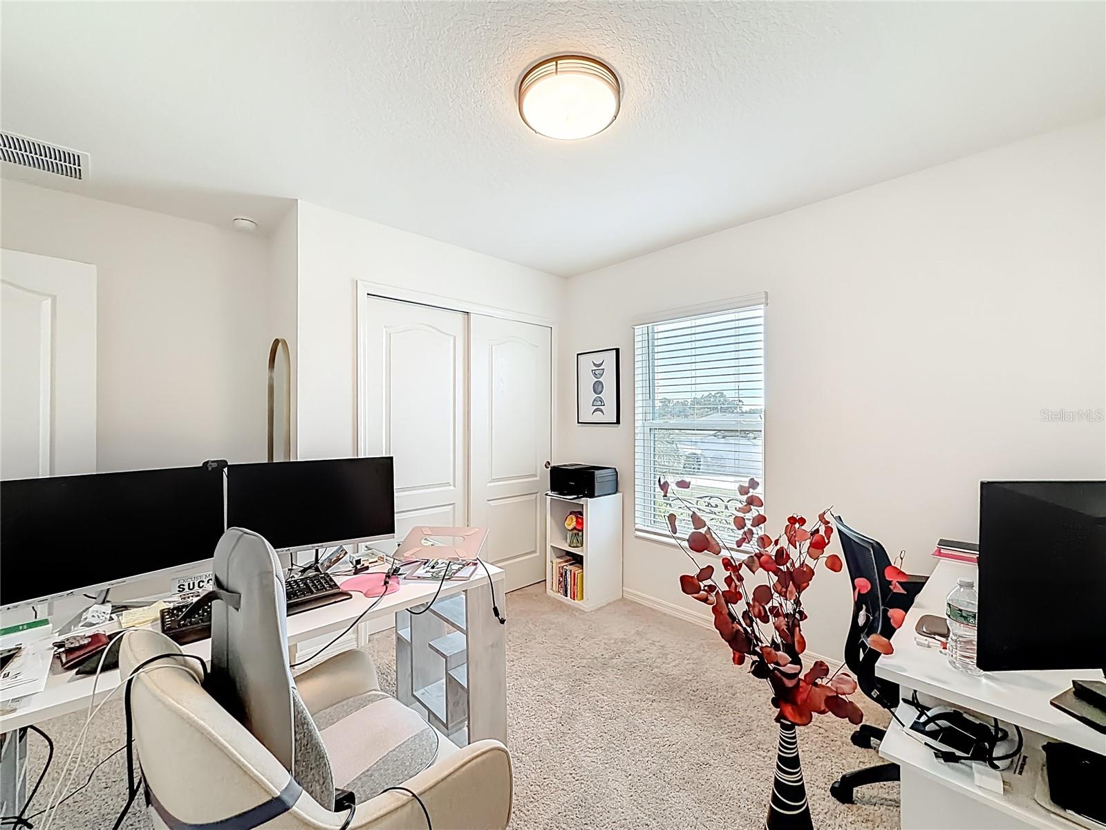 Image 25 of 52 For 522 Summer Grove Lane