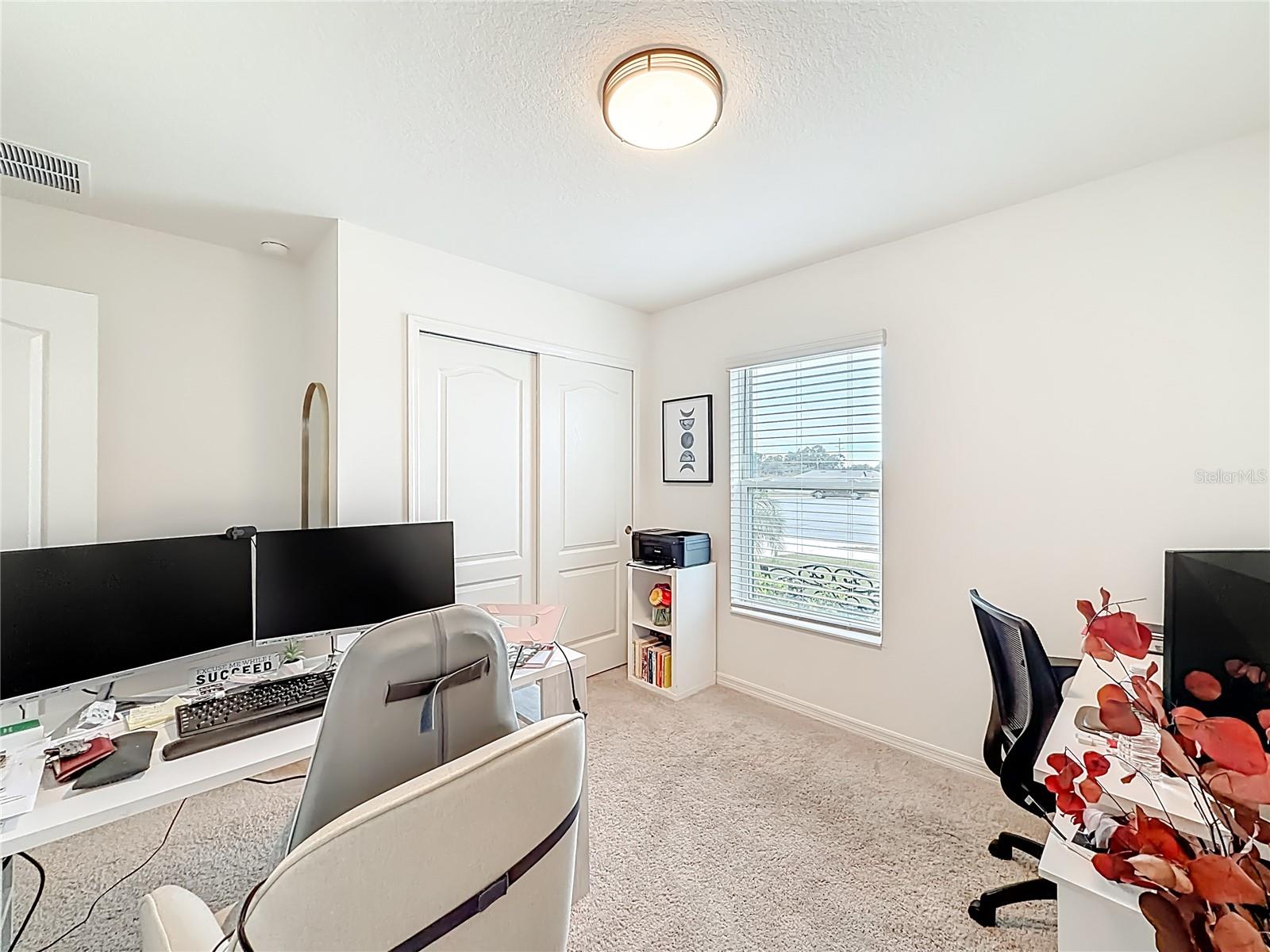 Image 26 of 52 For 522 Summer Grove Lane