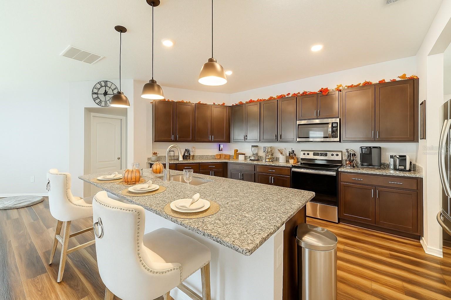 Image 3 of 52 For 522 Summer Grove Lane