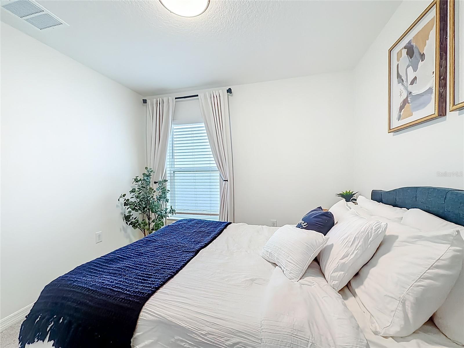 Image 36 of 52 For 522 Summer Grove Lane