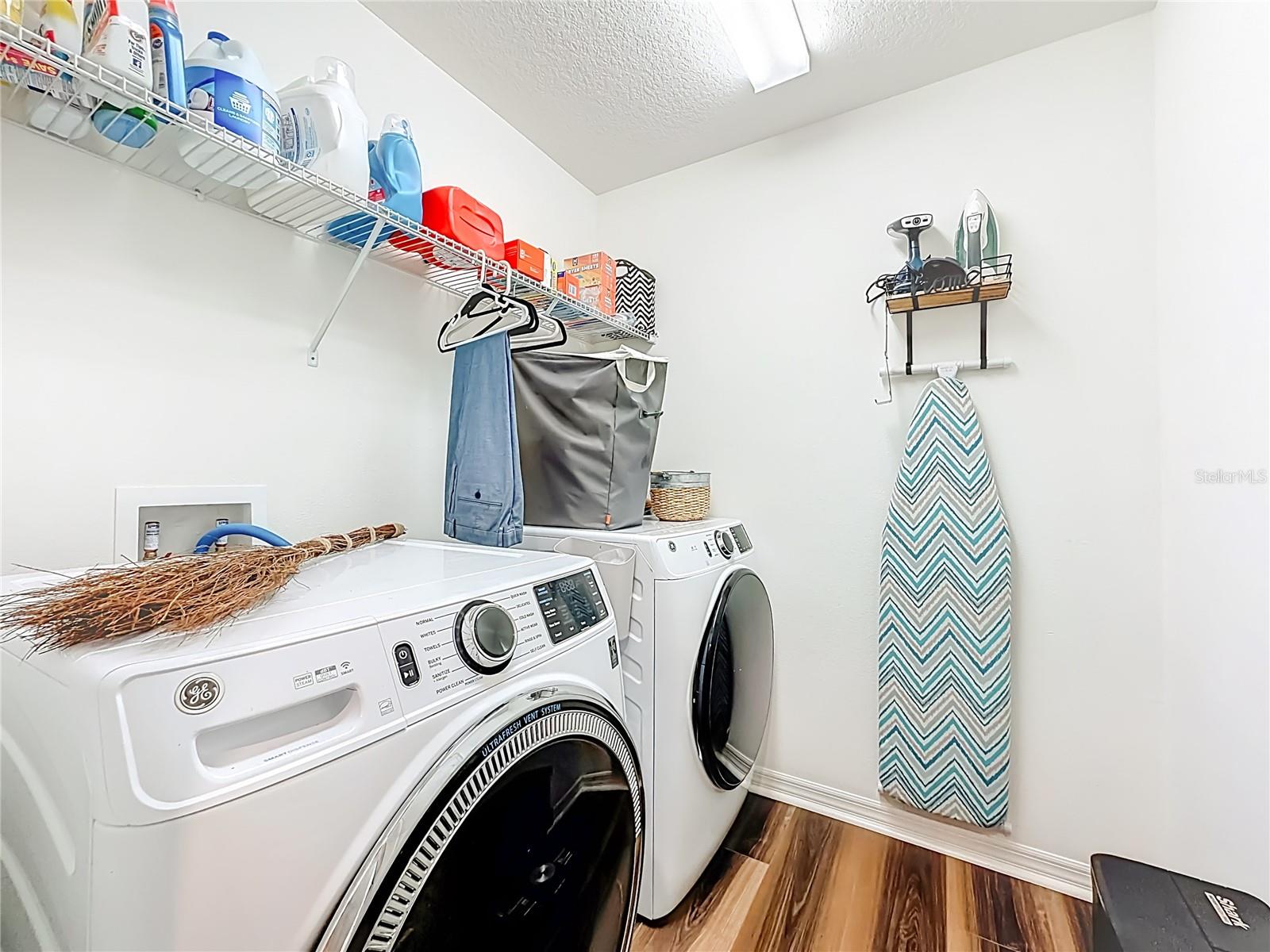 Image 41 of 52 For 522 Summer Grove Lane