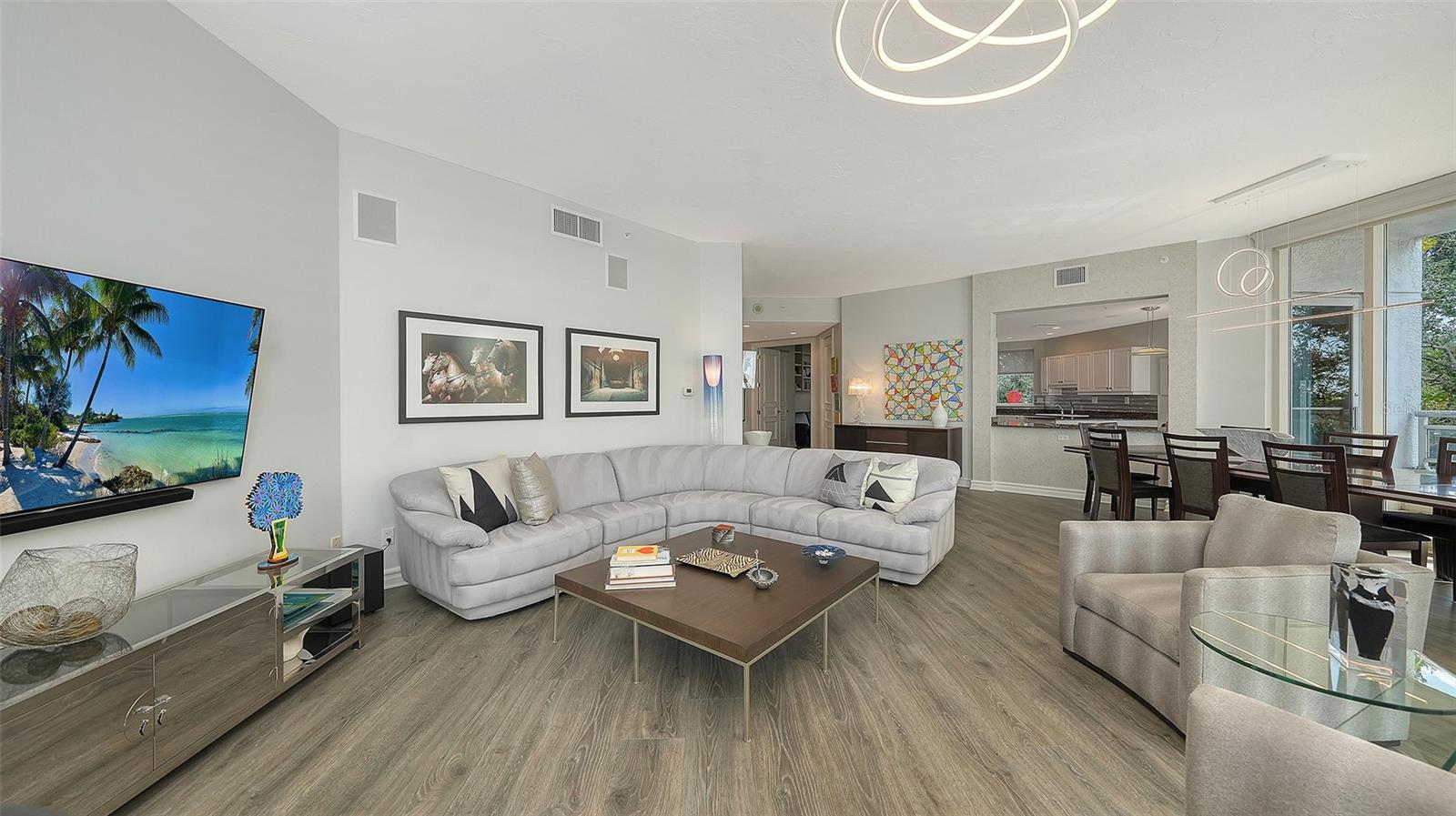 Image 13 of 62 For 500 Palm Avenue 31