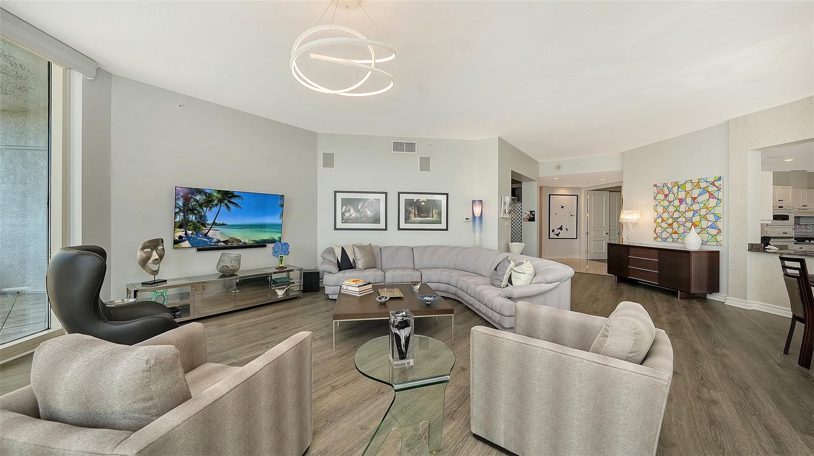 Image 14 of 62 For 500 Palm Avenue 31