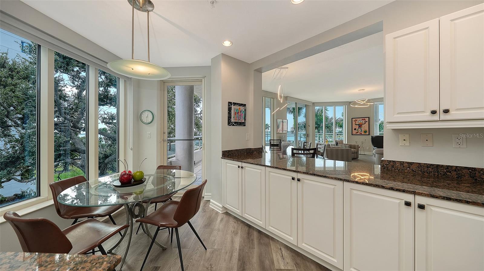 Image 32 of 62 For 500 Palm Avenue 31