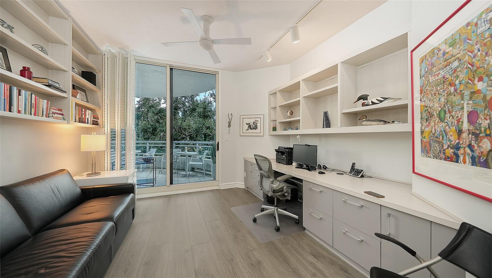 Image 46 of 62 For 500 Palm Avenue 31