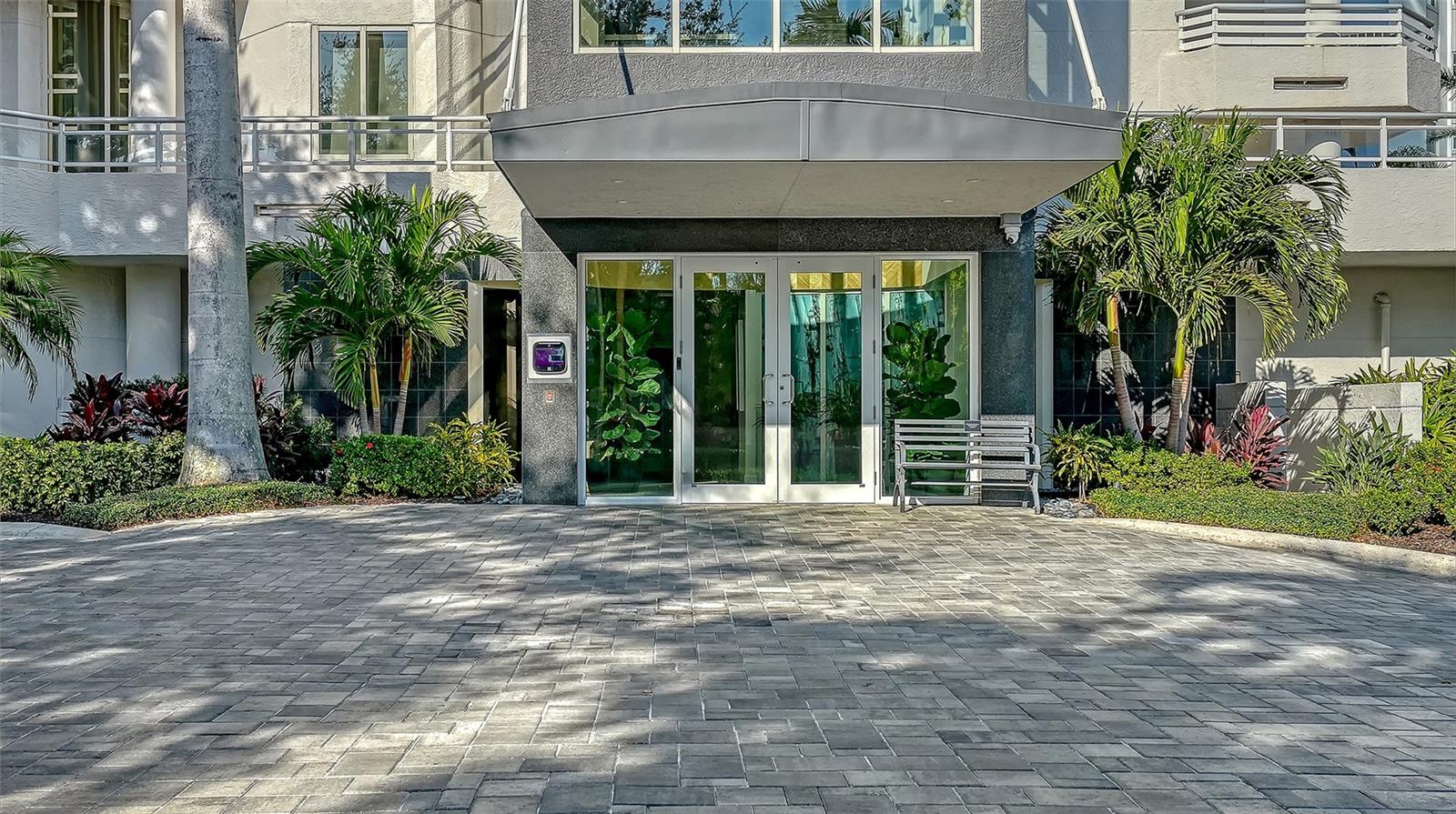 Image 51 of 62 For 500 Palm Avenue 31