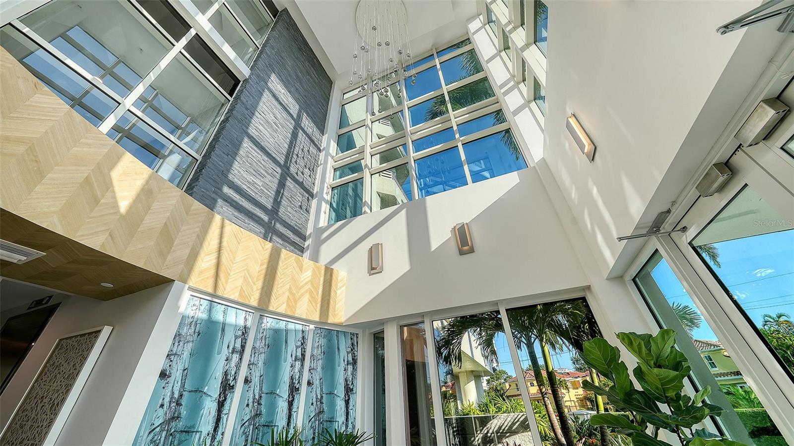 Image 53 of 62 For 500 Palm Avenue 31