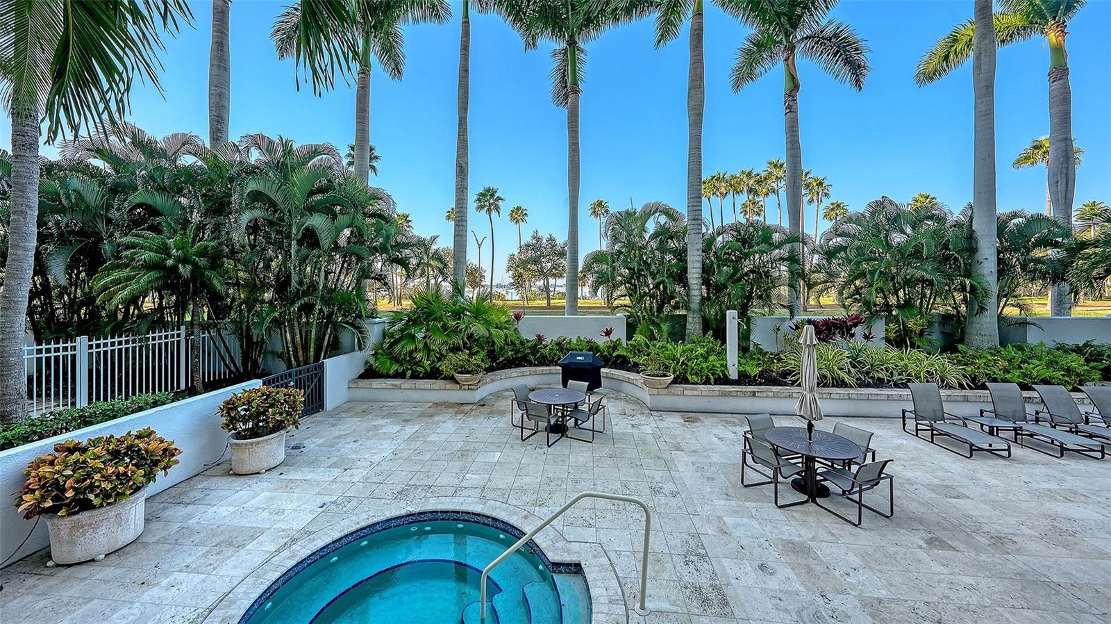 Image 57 of 62 For 500 Palm Avenue 31