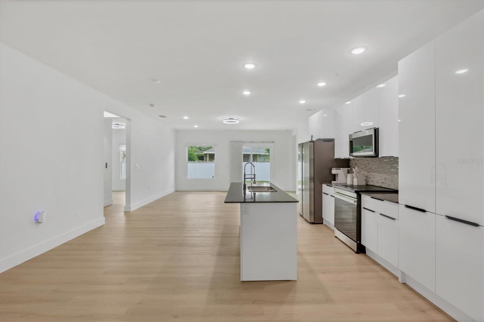 Image 16 of 55 For 13558 Ketridge Avenue