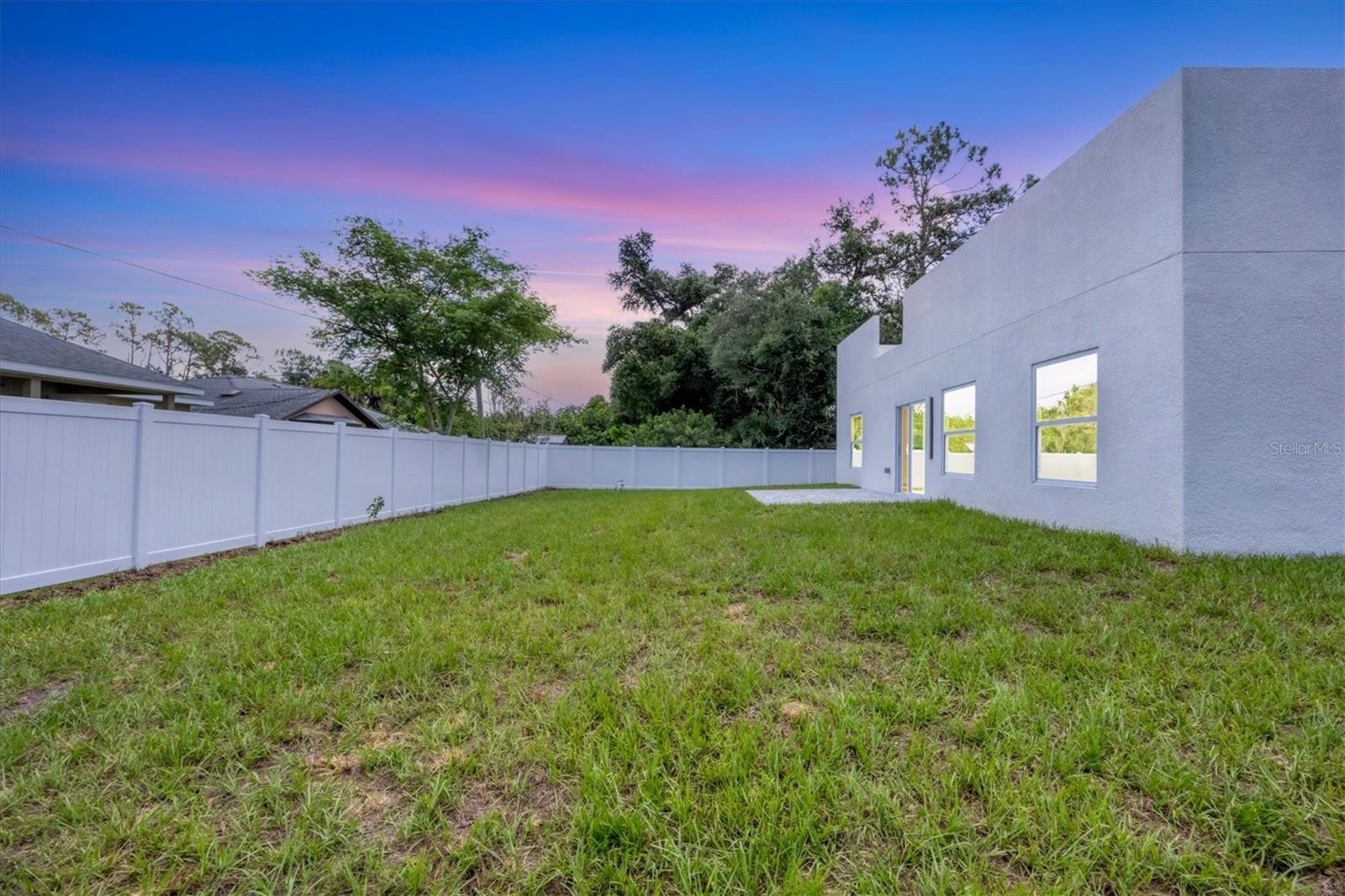 Image 4 of 55 For 13558 Ketridge Avenue