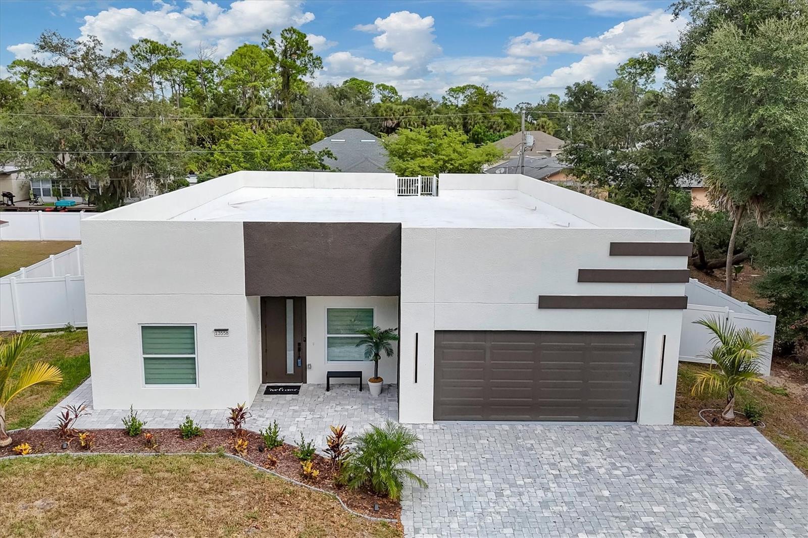 Image 6 of 55 For 13558 Ketridge Avenue