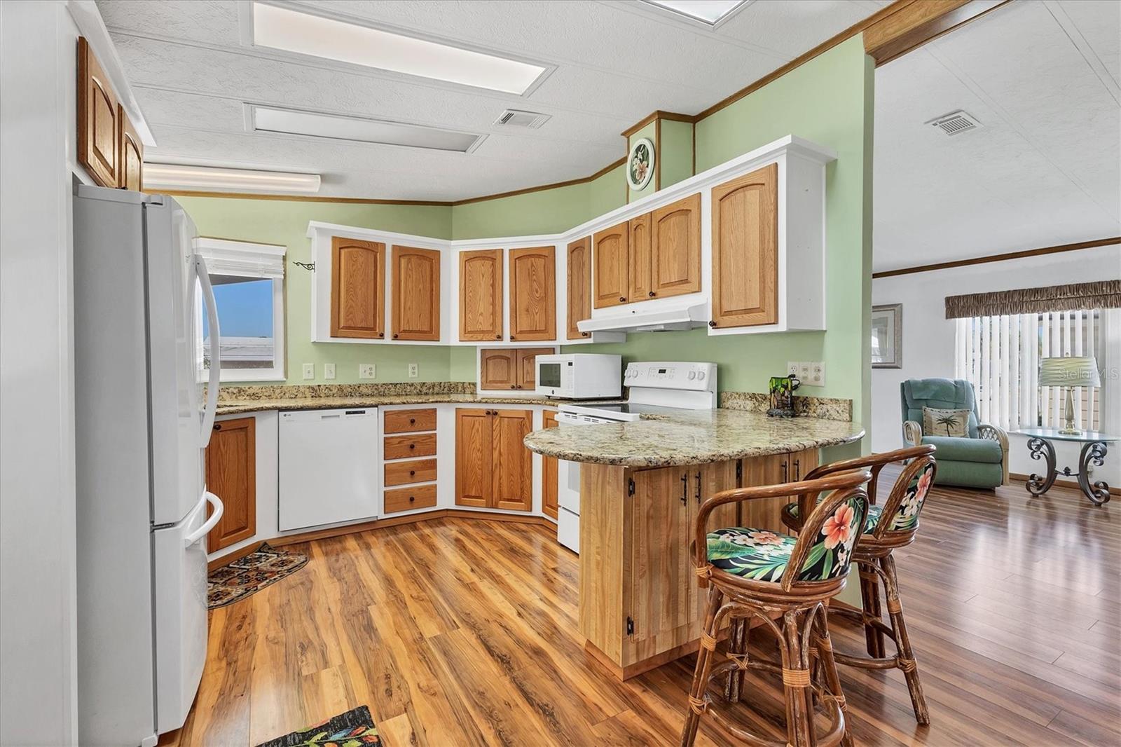 Image 13 of 44 For 4215 14th Street E