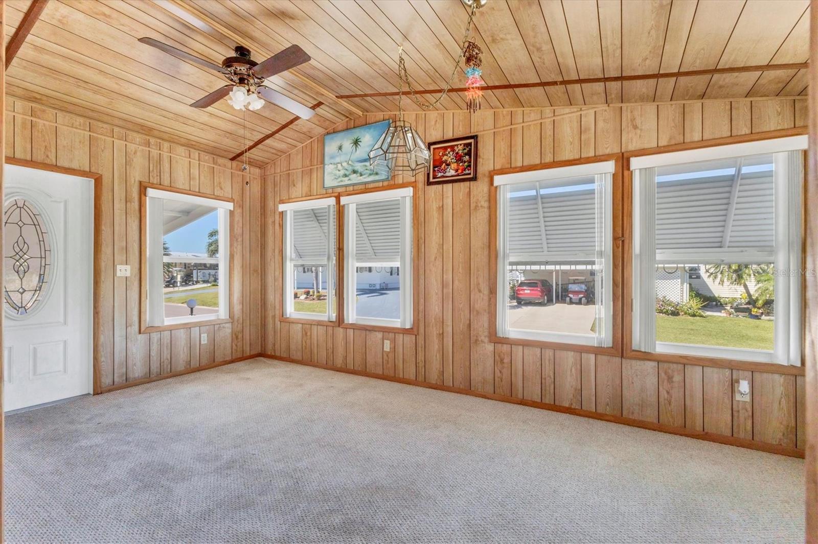 Image 8 of 44 For 4215 14th Street E