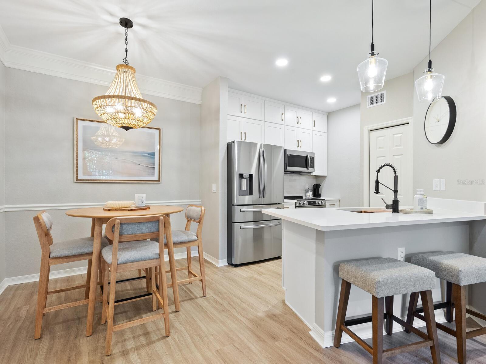 Image 13 of 32 For 5168 Northridge Road 102