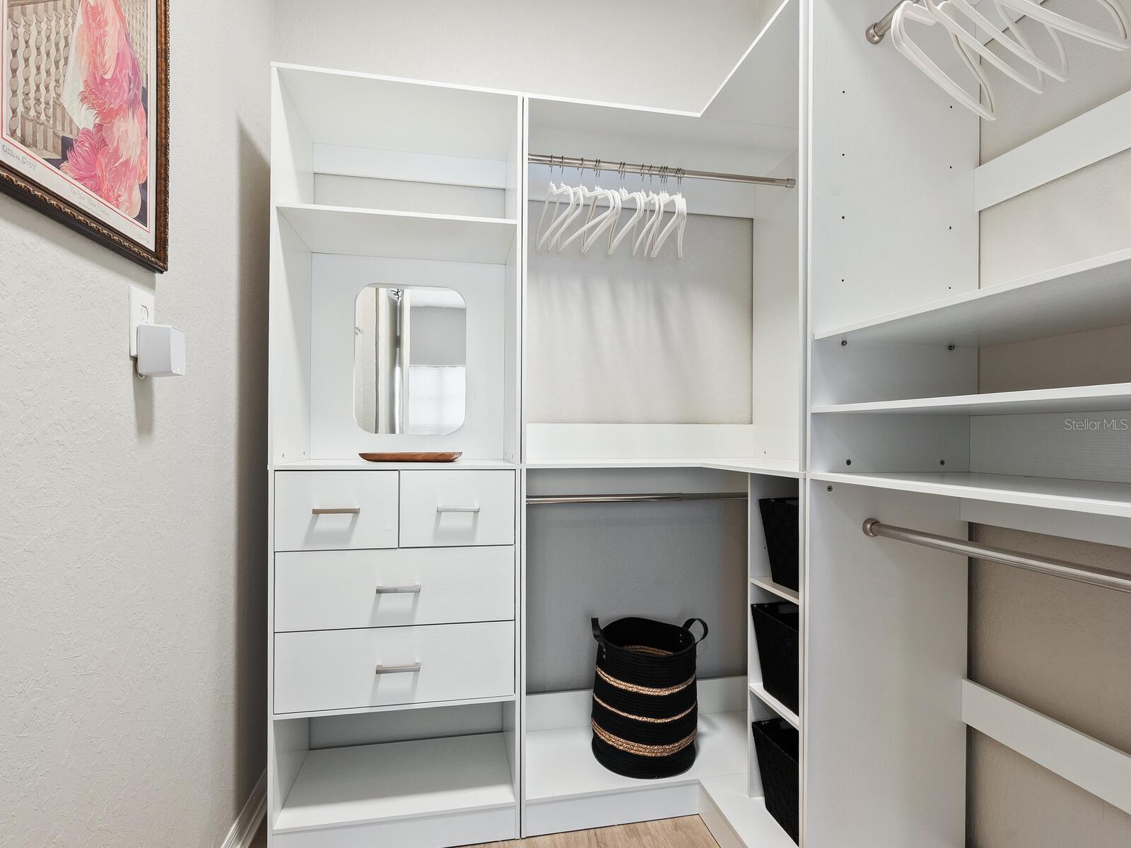 Image 22 of 32 For 5168 Northridge Road 102