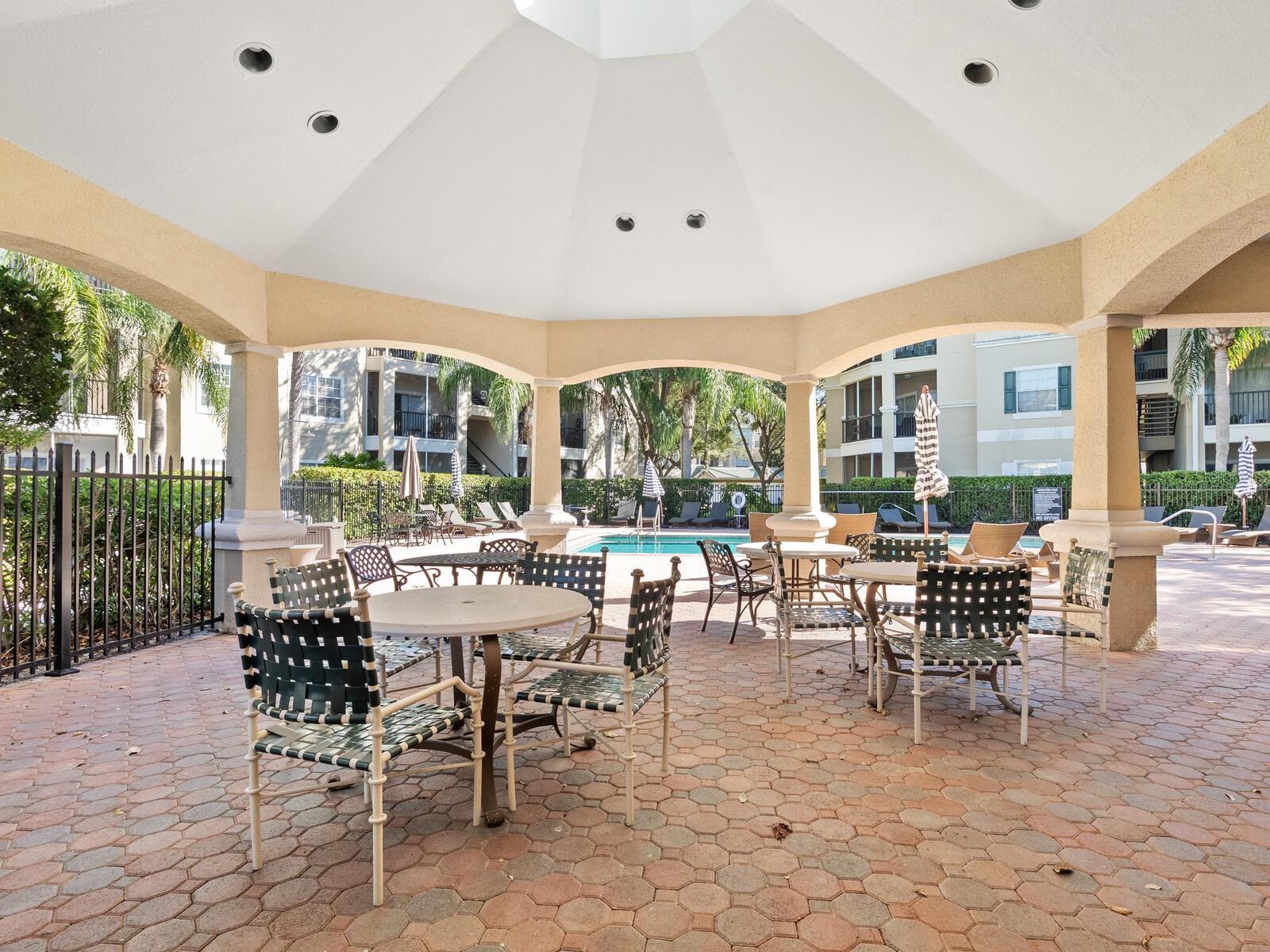 Image 30 of 32 For 5168 Northridge Road 102